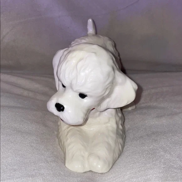 Vintage Porcelain Poodle Figurine with Red Collar - Picture 2 of 4